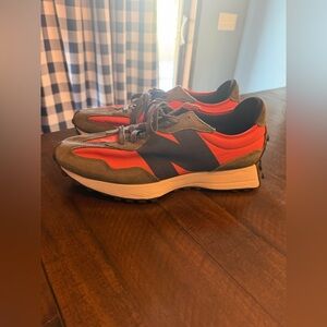 New Balance Men's 327 Orange/Blue/Olive Size: 10.5